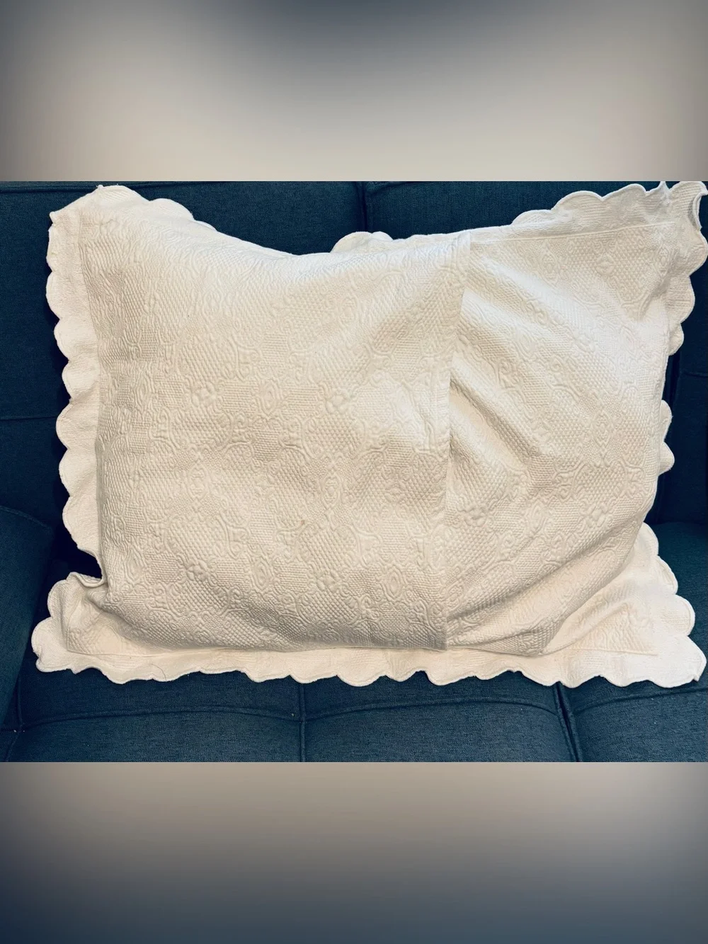 2000s  Locama Quilted Pillow Sham Scalloped Edge White Coverlet  27” X 22.5”